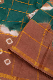 Teal Green and Rust Brown Checked Tie-Dye Sungudi Cotton Saree 10078010