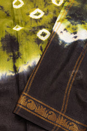 Olive Green and Black Tie-Dye Sungudi Cotton Saree 10078012