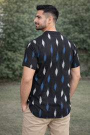 Ikat Cotton Men's Short Kurta With Slim-Fit Design & Front Pocket 10076947