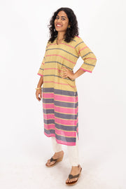 Green Handcrafted Dhaniakhali Cotton Kurta 10073998