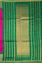 Magenta Handloom Threadwork Kanjivaram Silk Saree 10074958