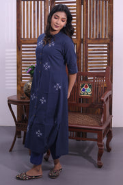Blue Hand Embroidered Cotton Kurta 10062697
