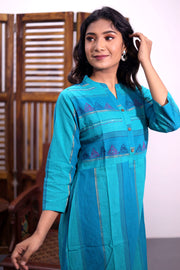 Blue Hand Embroidered Cotton Kurta 10062666