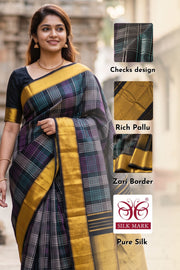 Black Kanjivaram Silk Saree with Zari Border 10078180