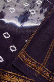 Purple and White Tie-Dye Sungudi Cotton Saree 10078013
