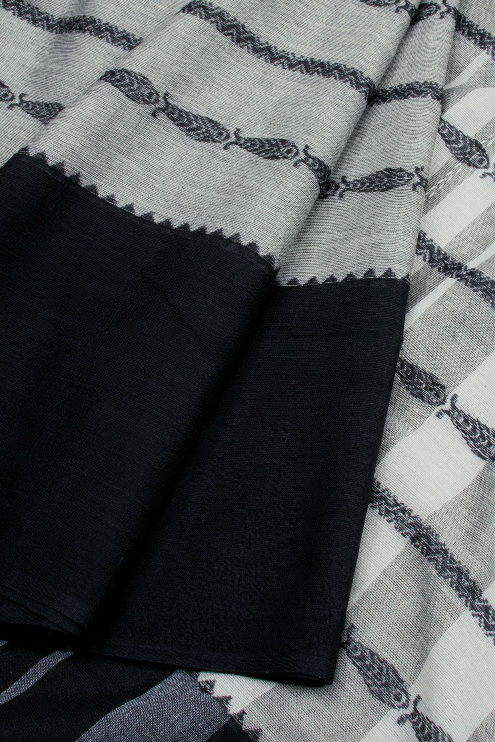 Grey Handloom Dhaniakhali Cotton Saree 10062601