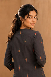 Rustic Black Hand Embroidered Cotton Kurta 10077666