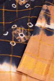 Dark Blue Handcrafted Sungudi Cotton Saree 10077106