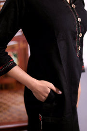 Black Hand Embroidered Cotton Kurta 10062707