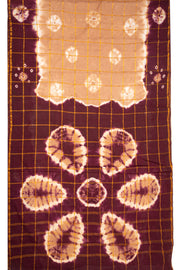 Peach and Maroon Checked Tie-Dye Sungudi Cotton Saree 10078008