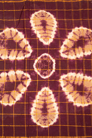 Peach and Maroon Checked Tie-Dye Sungudi Cotton Saree 10078008