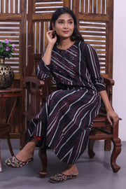 Black Hand Embroidered Cotton Kurta 10062659