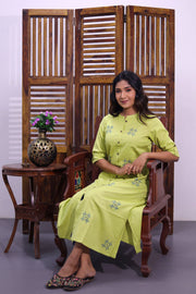 Lime Green Hand Embroidered Cotton Kurta 10062701