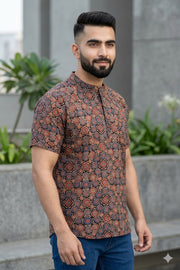 Ajrakh Printed Cotton Men's Kurta With Slim-Fit Design & Front Pocket 10076893