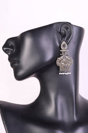 Oxidised Earring With Elephant Motif 10071265