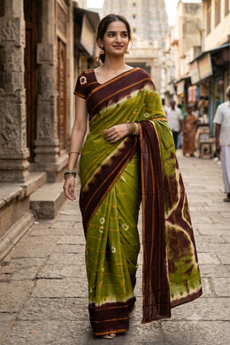 Green Handcrafted Sungudi Cotton Saree 10074935