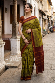 Green Handcrafted Sungudi Cotton Saree 10074937