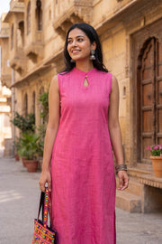 Pink Handcrafted Solid Style Oxford Sleeveless Cotton Kurta 10077445