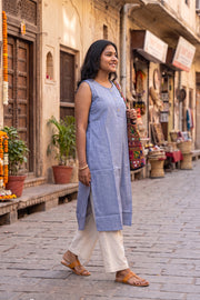 Blue Handcrafted Solid Style Sleeveless Cotton Kurta 10077453
