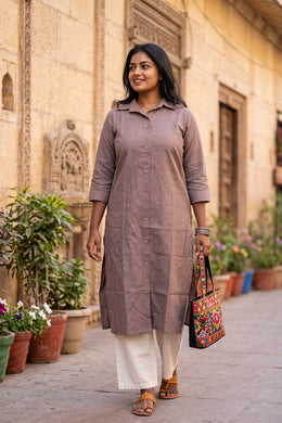 Muted Brown Handcrafted Solid Style Oxford Cotton Kurta 10077447
