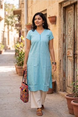Blue Handcrafted Solid Style Oxford Cotton Kurta 10077448