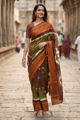 Green Handcrafted Sungudi Cotton Saree Without Blouse 10077116
