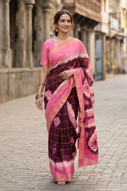 Maroon Handcrafted Sungudi Cotton Saree 10077105