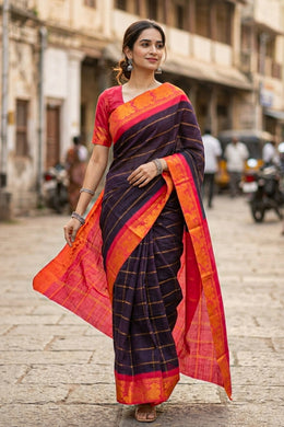 Blue Handcrafted Sungudi Cotton Saree 10077098