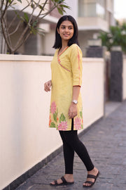 Yellow Batik Hand Painted Women Kurta 10077502