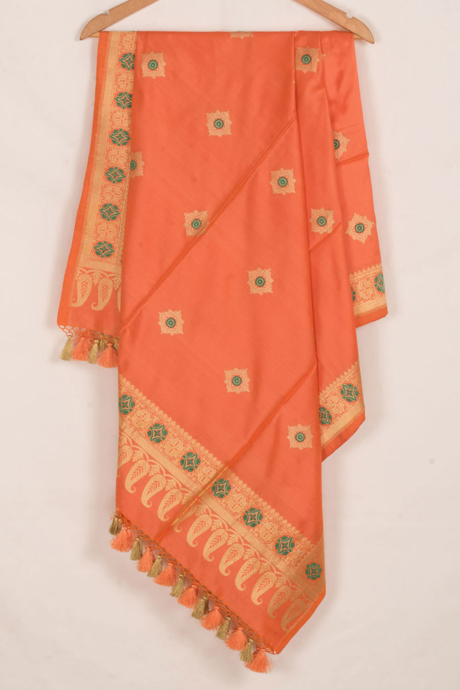 Handloom Banarasi Kadhwa Katan Silk Dupatta with Meenakari Floral Zari Butis
