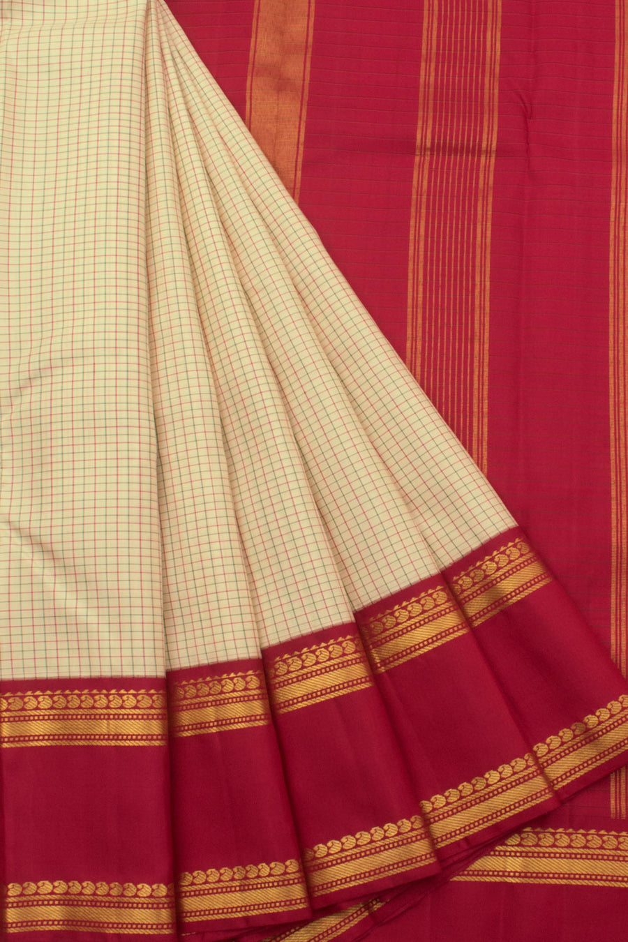 Handloom Pure Zari Korvai Kanjivaram Silk Saree with Checks Design and Thandavalam Paisley Border
