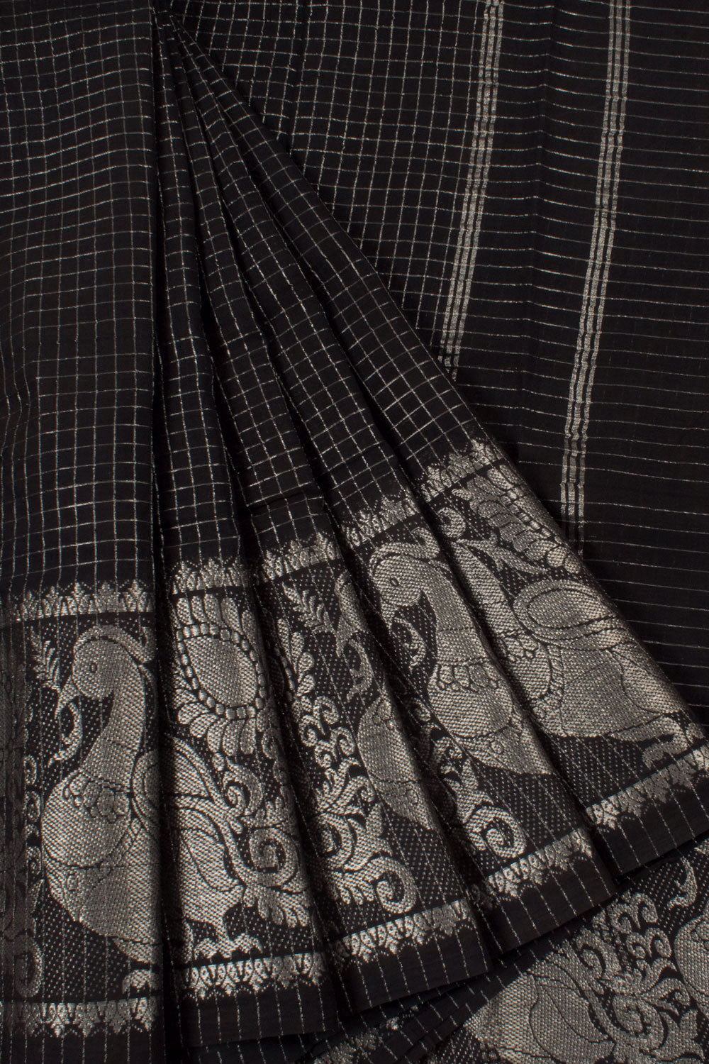 Handloom Sungudi Cotton Saree with Silver Checks Design and Peacock Border