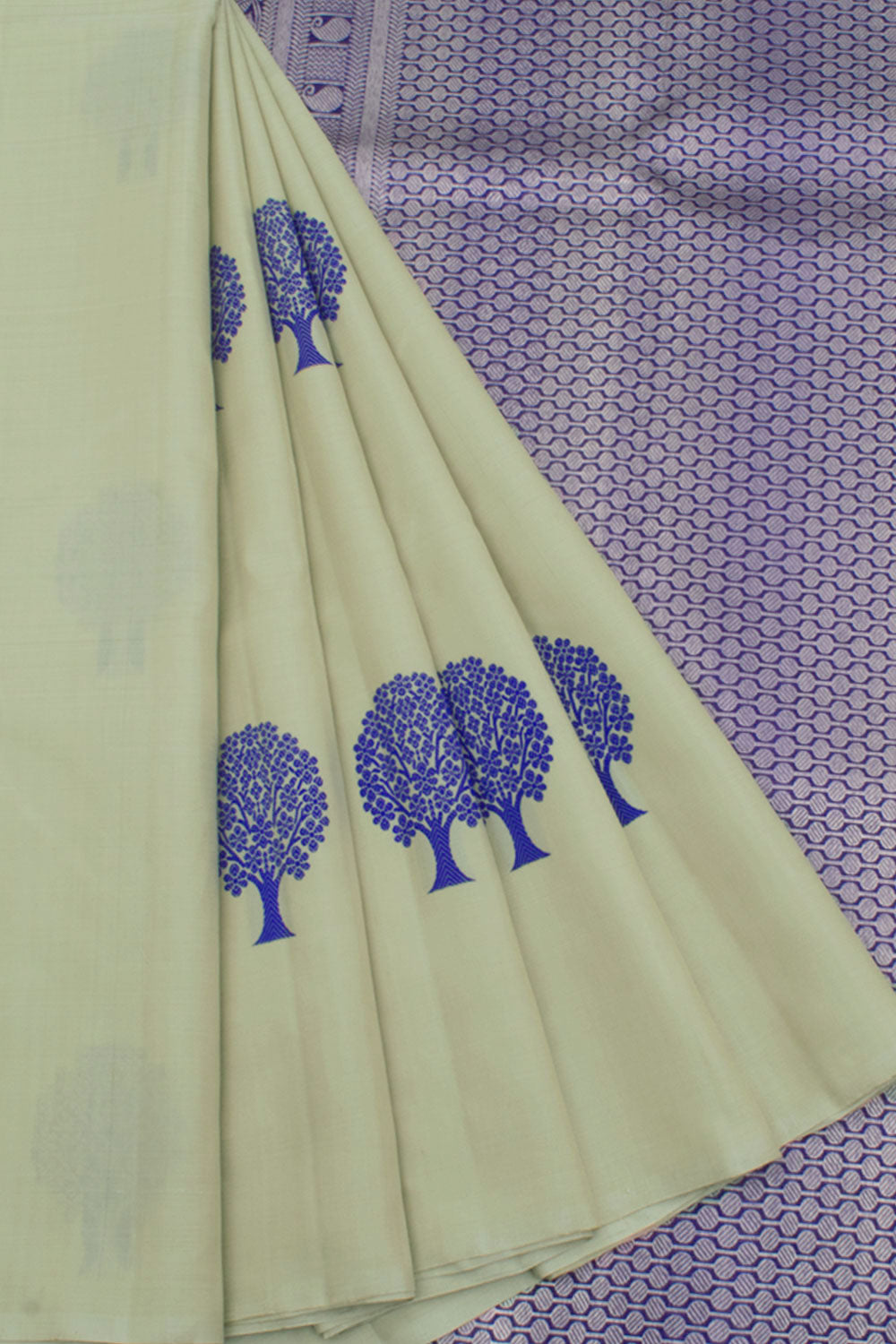 Handloom Pure Zari Borderless Kanjivaram Silk Saree with Thread Work Tree Motifs and Silver Zari Pallu 
