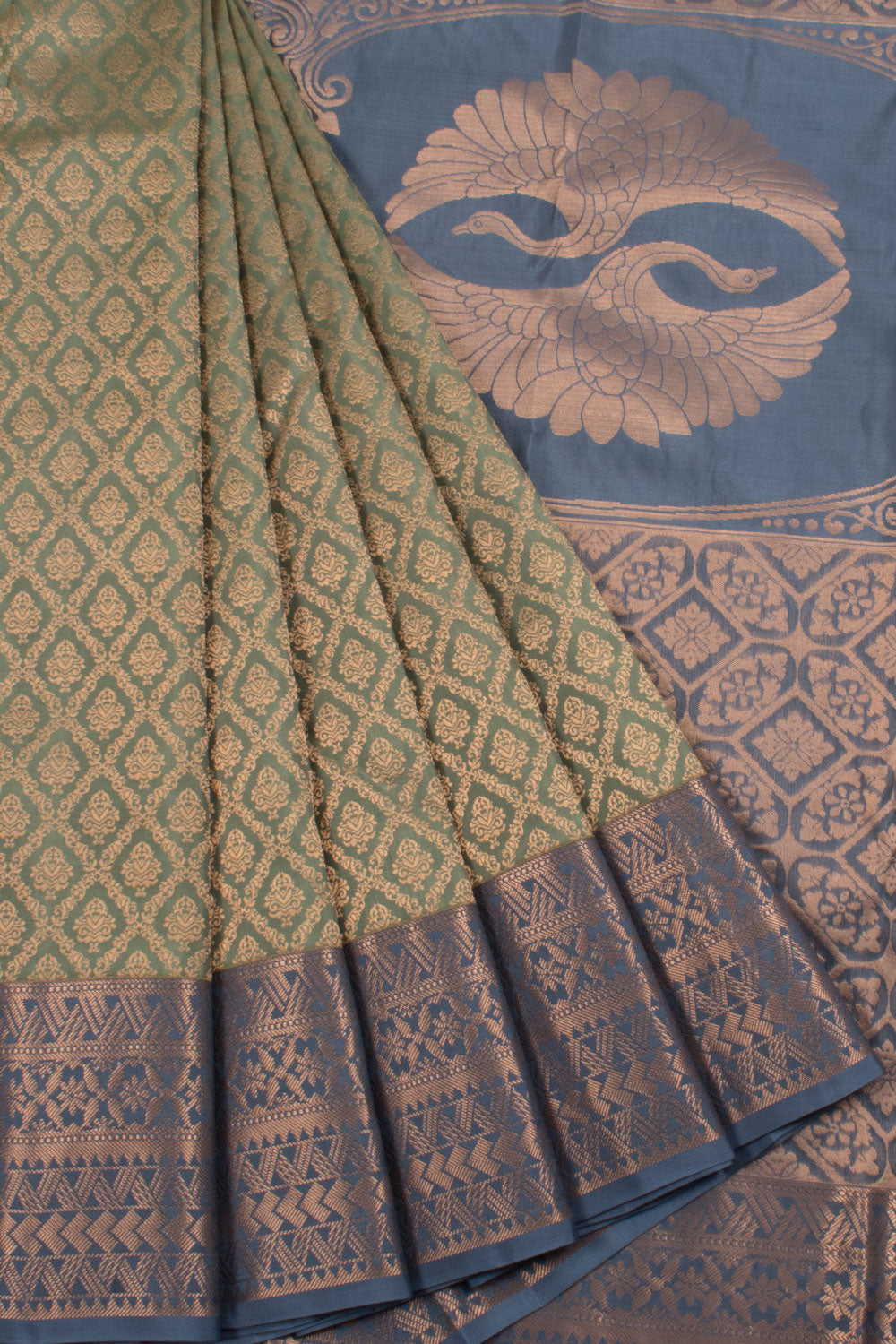 Dharmavaram Jacquard Silk Saree with Floral Brocade Design and Swan Pallu