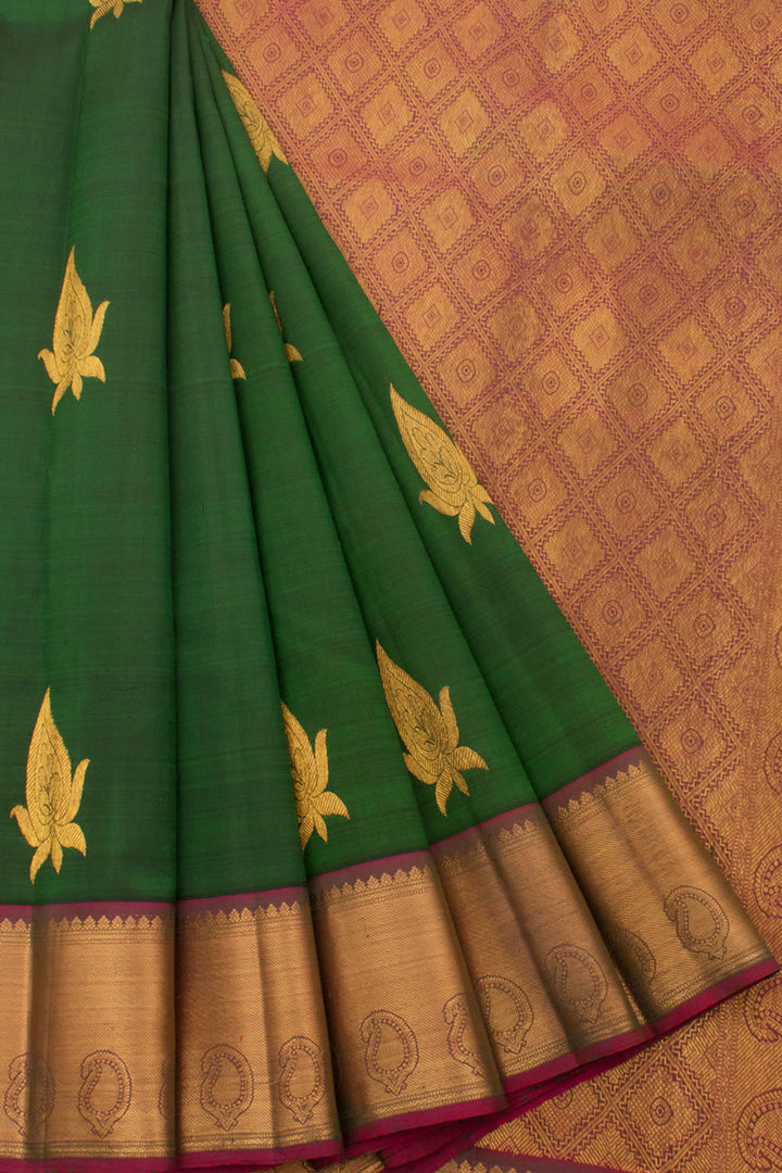 Handloom Pure Zari Kanjivaram Silk Saree with Floral Motifs and Bavanji, Paisley Border