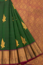 Handloom Pure Zari Kanjivaram Silk Saree with Floral Motifs and Bavanji, Paisley Border