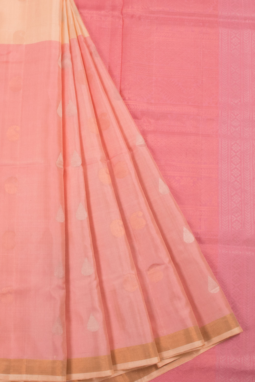 Handloom Kanjivaram Soft Silk Saree with Paisley Raindrop Motifs and Floral ZigZag Pallu