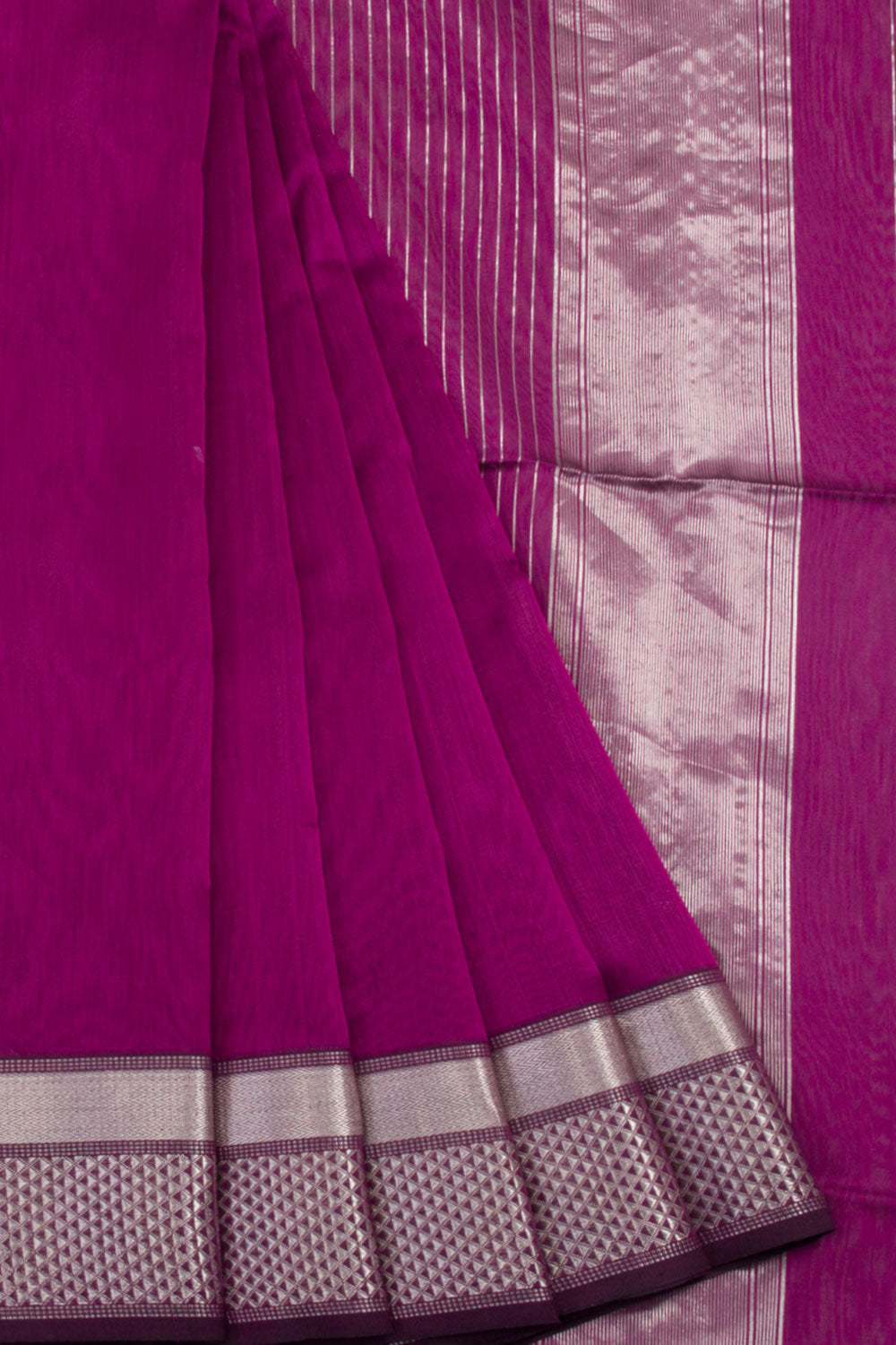 Magenta Handloom Maheshwari Silk Cotton Saree 10062227