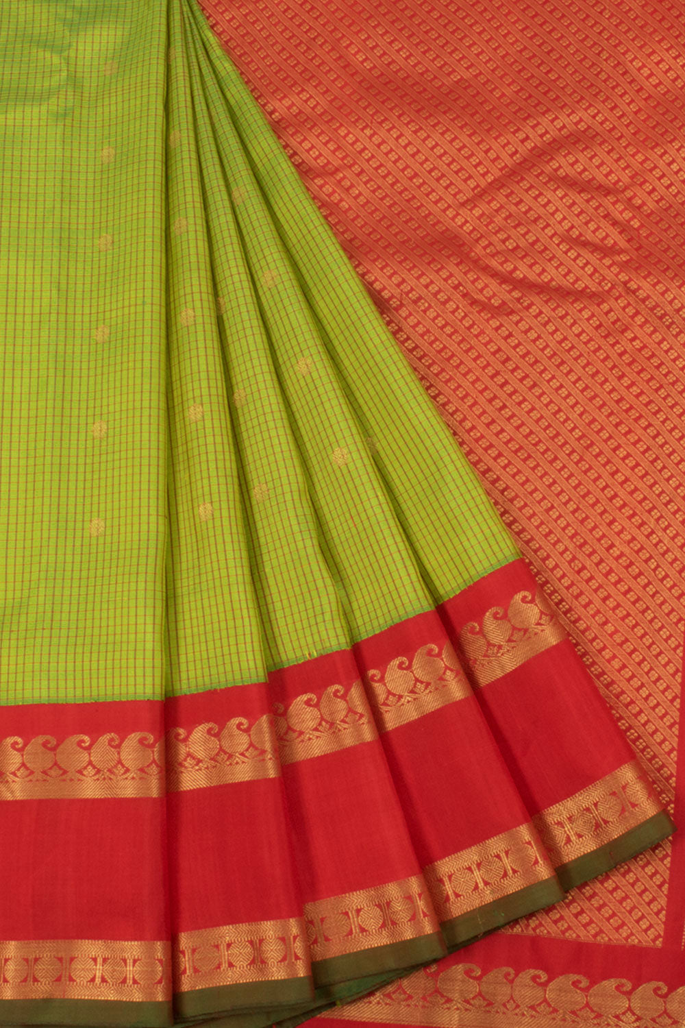 Handloom Gadwal Kuttu Silk Saree with Checks Design, Floral Motifs and Paisley Zari Border