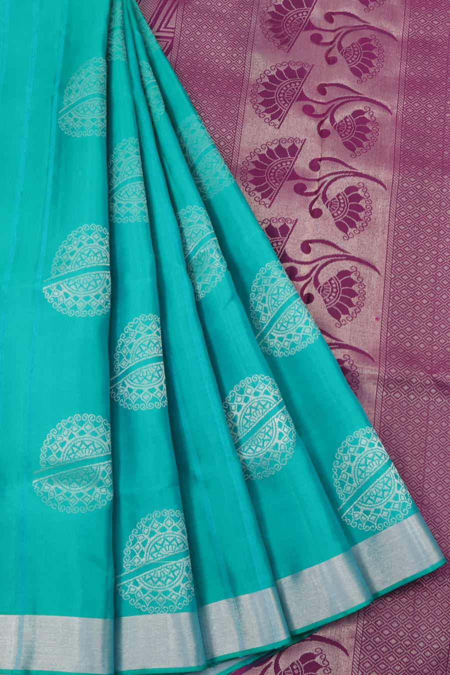 Handloom Kanjivaram Soft Silk Saree with Chakra Motifs and Contrast Pallu 