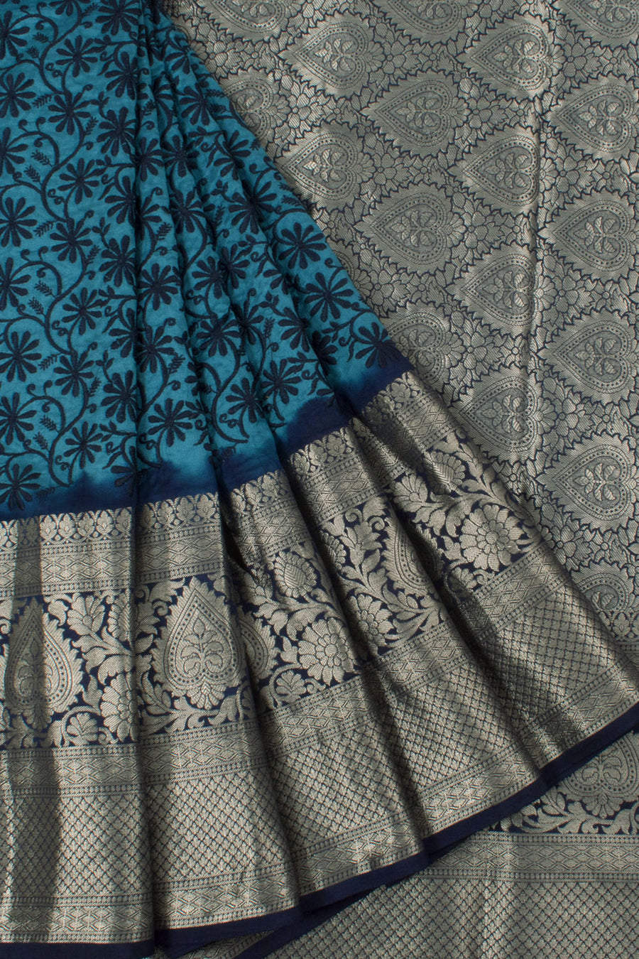 Pure Silk Kanjivaram Saree Allover Floral Embroidered and Zari Border 