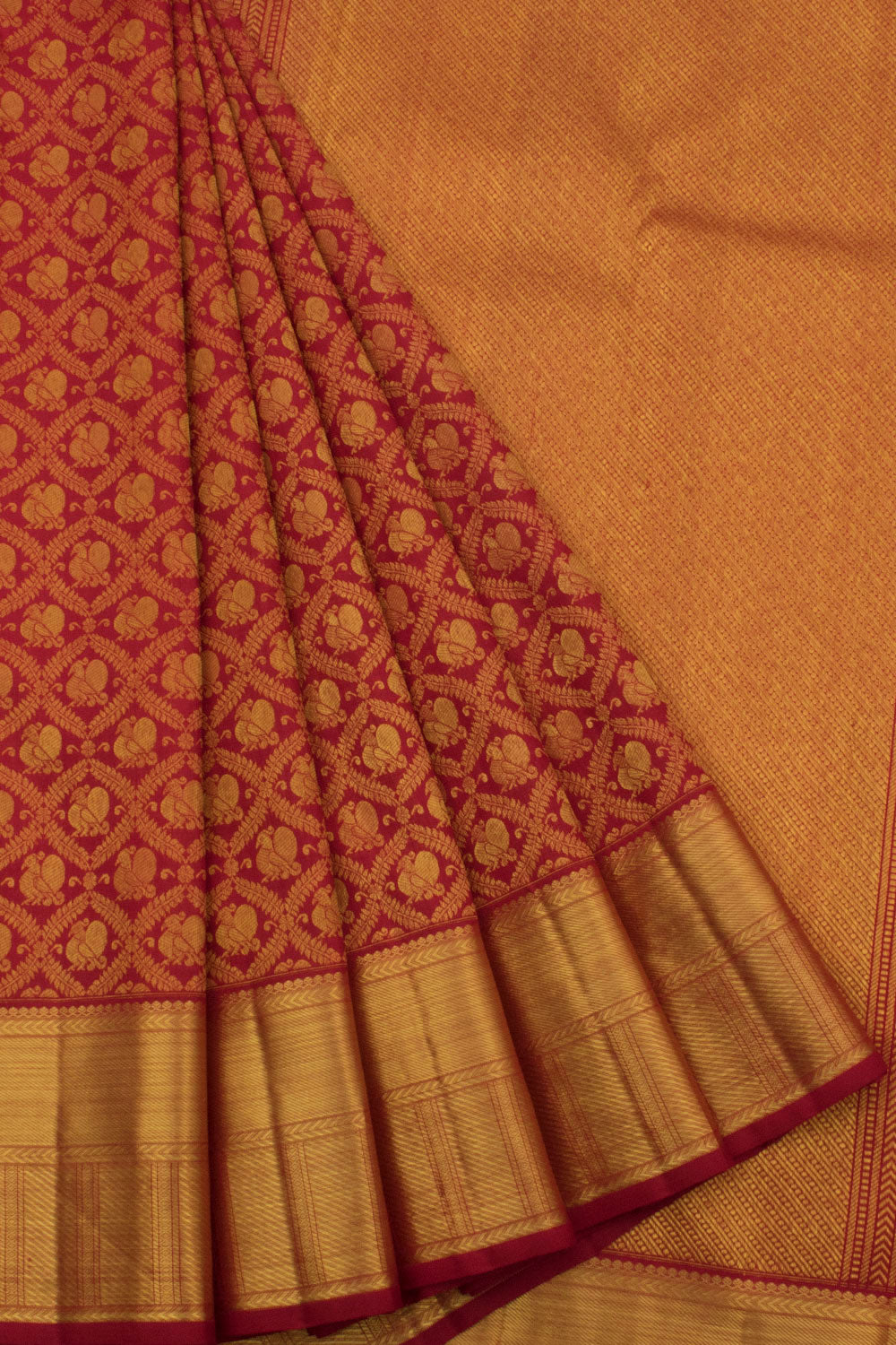 Handloom Pure Zari Bridal Jacquard Kanjivaram Silk Saree with Kodimalar Peacock Design and Bavanji Border 