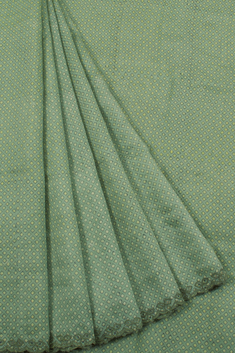 Printed Tussar Silk Saree with Trellis Design and Scallop Cut Border