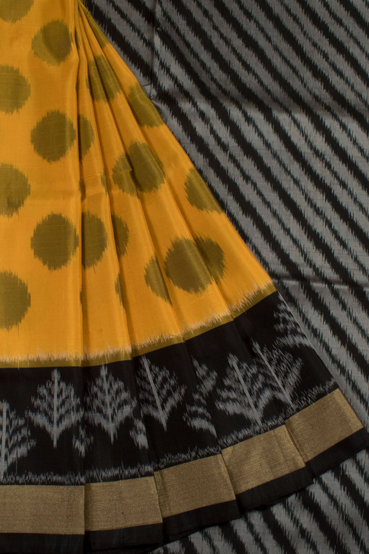 Handloom Kanjivaram Soft Silk Saree with Geometric Ikat Design and Tissue Border
