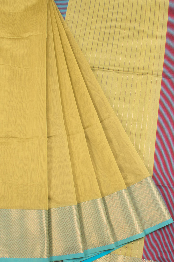 Handloom Maheshwari Silk Cotton Saree with Chevron Ganga Jamuna Border