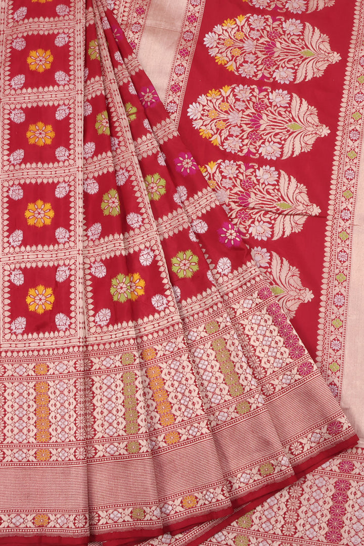 Check Design Banarasi Silk Saree with Meenakari Floral Motifs