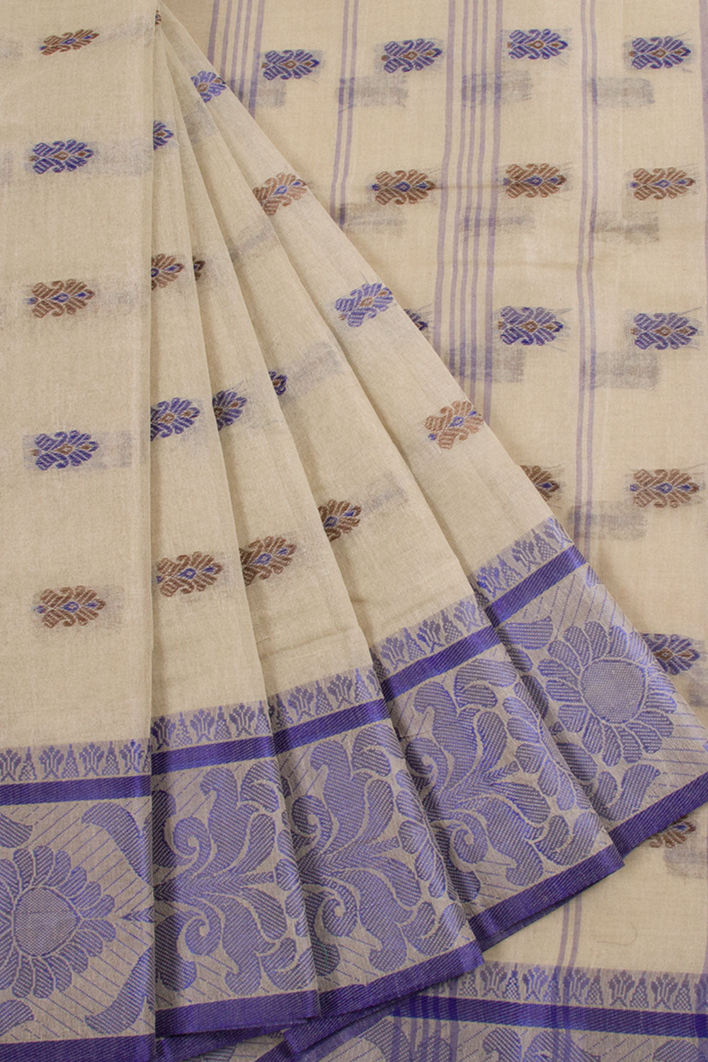 Handloom Tant Cotton Saree with Floral Motifs and Floral Border