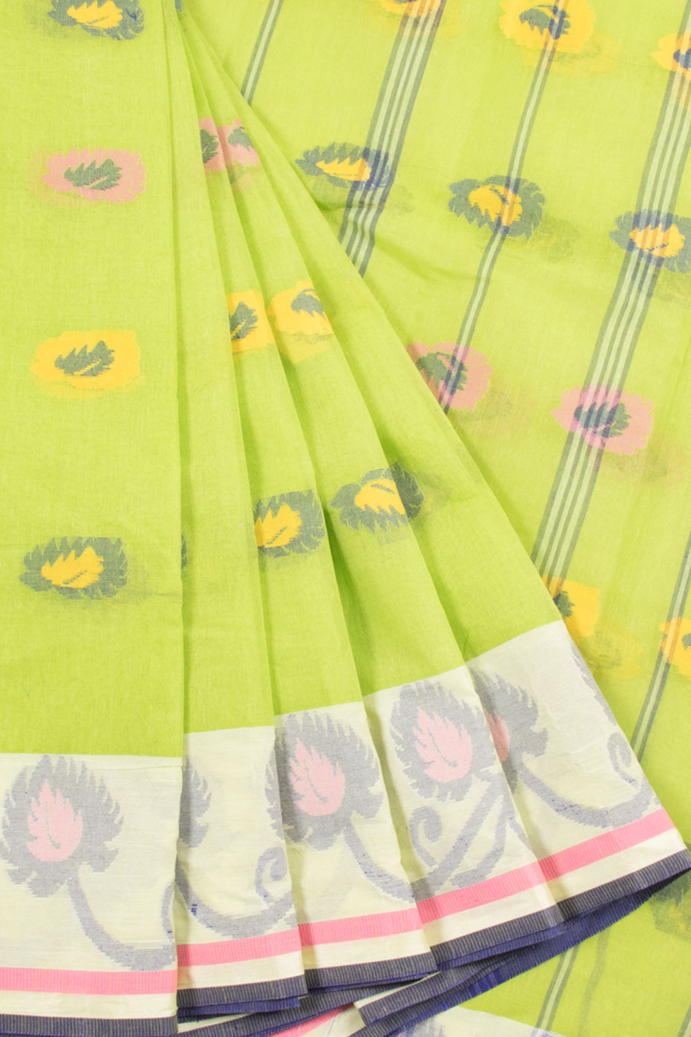 Green Handwoven Bengal Tant Cotton Saree with Floral Motifs, Floral Border, Floral Stripes Design Pallu and without Blouse