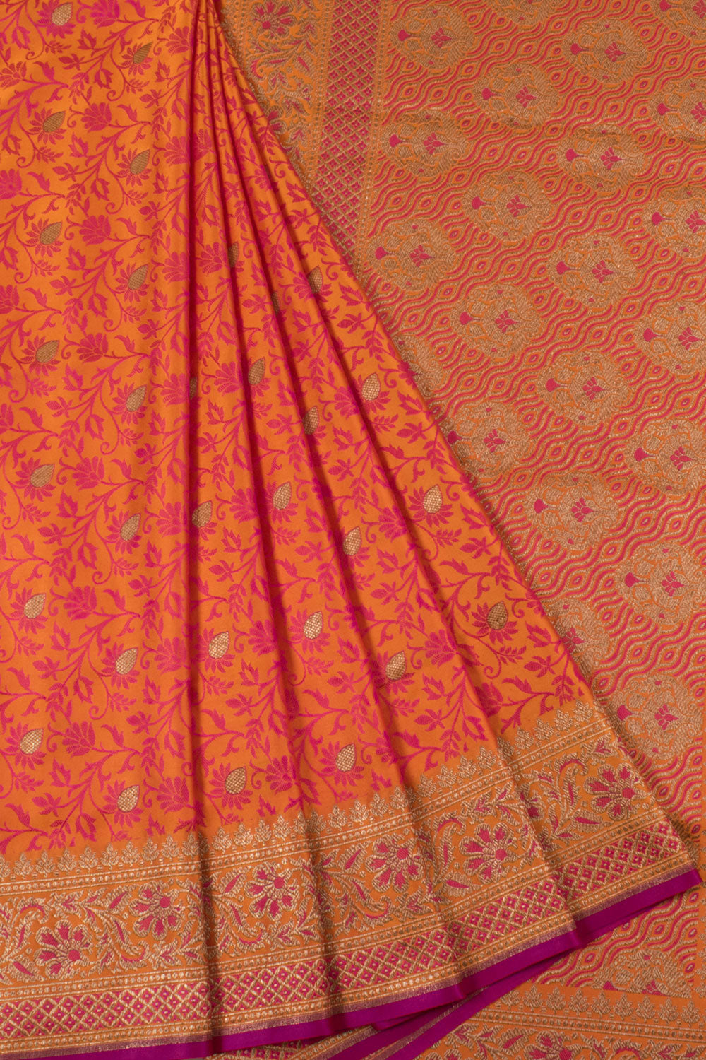 Handloom Banarasi Tanchoi Silk Saree with Meenakari Jangla Design