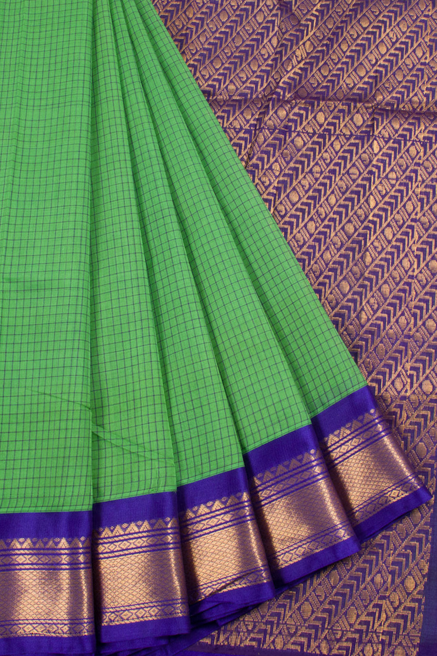 Green Gadwal Cotton Saree with Checks Design, Silk Border and Pallu